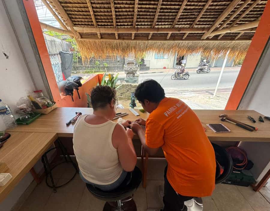 Bali: Silver Jewelry Making Class in Canggu - Finishing and polishing: where your piece turns into a keepsake