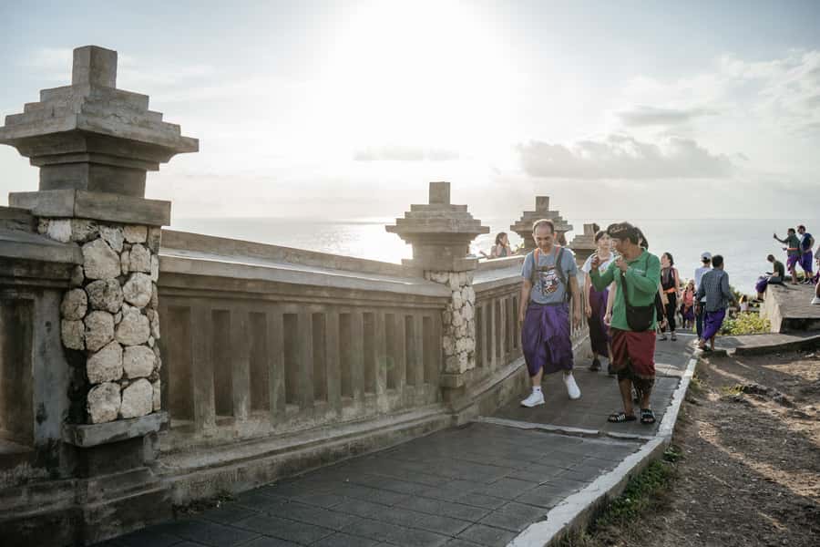 Bali: Skip-the-line Uluwatu Temple and Kecak Fire Dance Tour - Who should book this Uluwatu and Kecak tour