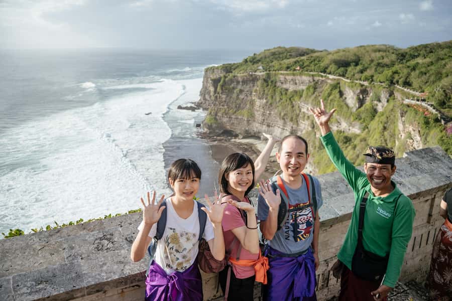 Bali: Skip-the-line Uluwatu Temple and Kecak Fire Dance Tour - Sunset timing and where the best views happen