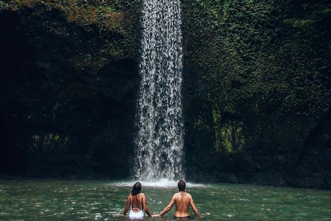 Bali Snorkeling at Blue Lagoon with Waterfall Include Lunch - Lunch at Topi Inn: refuel without making the day longer
