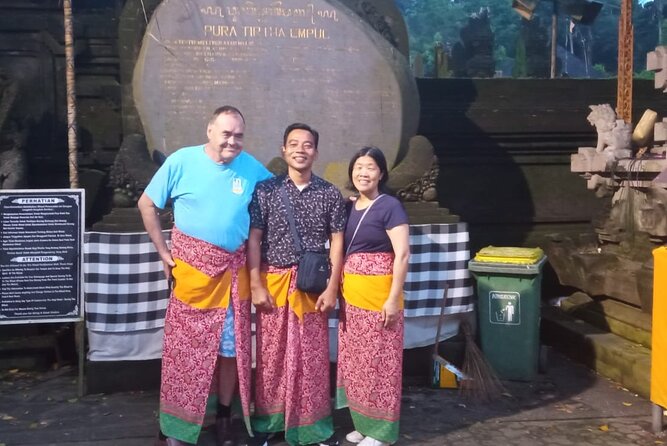 Bali Swing Hot Spring And Waterfall Private Guided Tour - Tegenungan Waterfall and the Optional Elephant Cave Pass