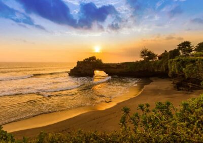 Taman Ayun and Tanah Lot Temple Sunset Tour