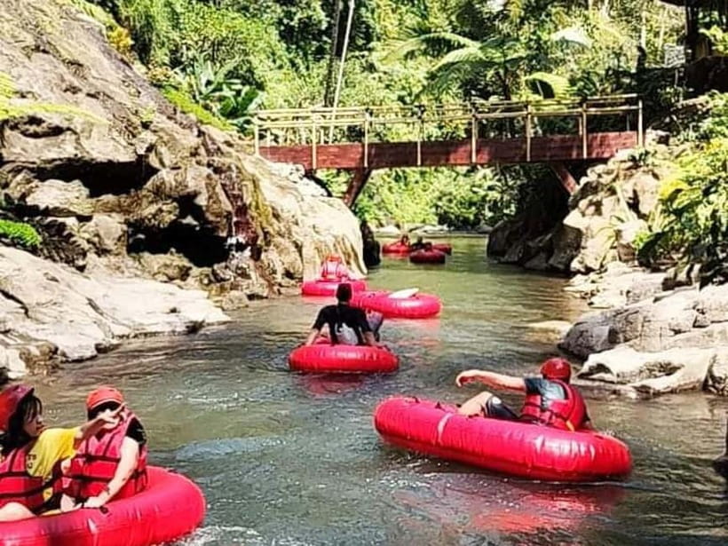 Bali Tubing Adventure: Refreshing Float Through Lush Jungles - Lunch, shower, and the part people forget to plan
