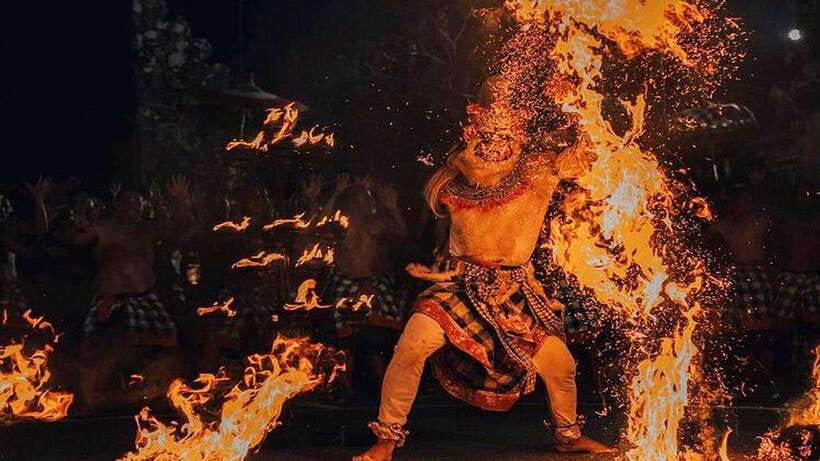 Bali: Ubud Kecak and Fire Dance Show Tickets - A 1-hour Ramayana night in Ubud’s temple venues