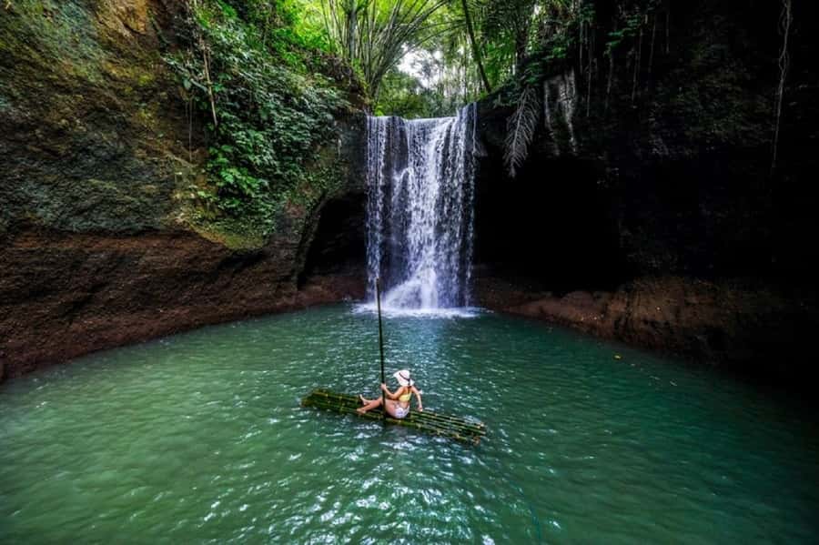 Bali: Ubud, Monkey Forest, Ancient Temple, Waterfalls - A tight 10-hour Bali route with monkeys, coffee, and rice terrace views