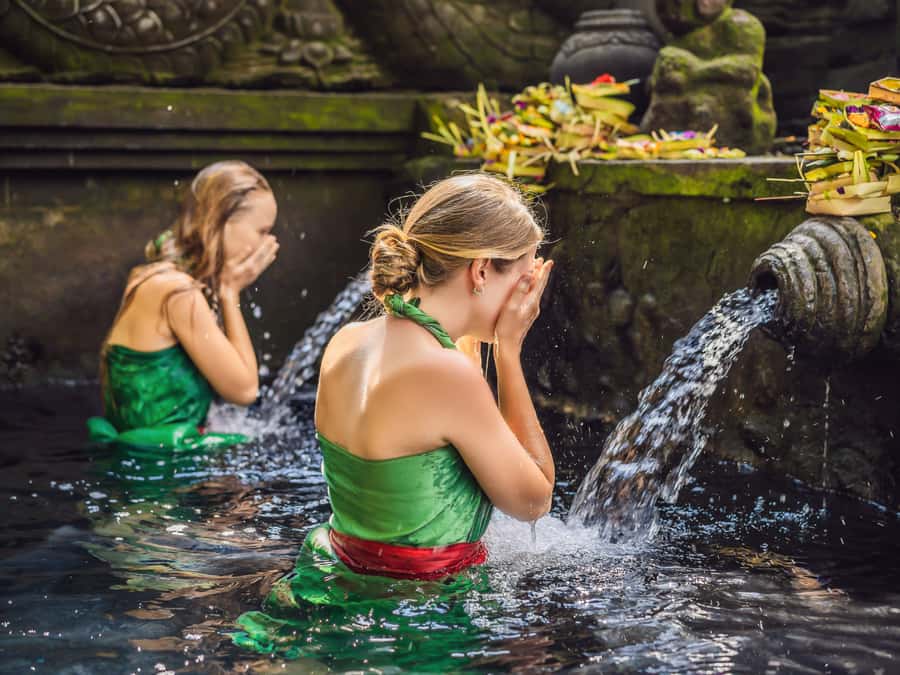 Bali: Ubud Traditional Balinese Purification - Why the melukat ritual at Tirta Empul changes the whole day