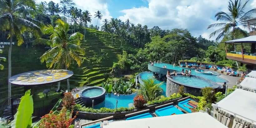 Bali: Ubud Waterfall, Village and Pool Club Day Trip - Chasing Tegenungan Waterfall without rushing it