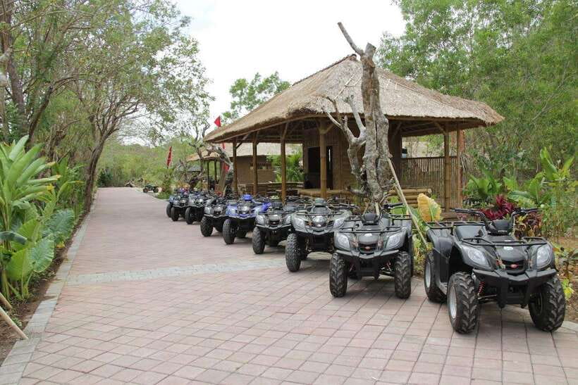 Bali: Uluwatu Mud ATV Quad Bike Adventure - Uluwatu mud, water, and coastal area vibes (without the tourist-trap feel)