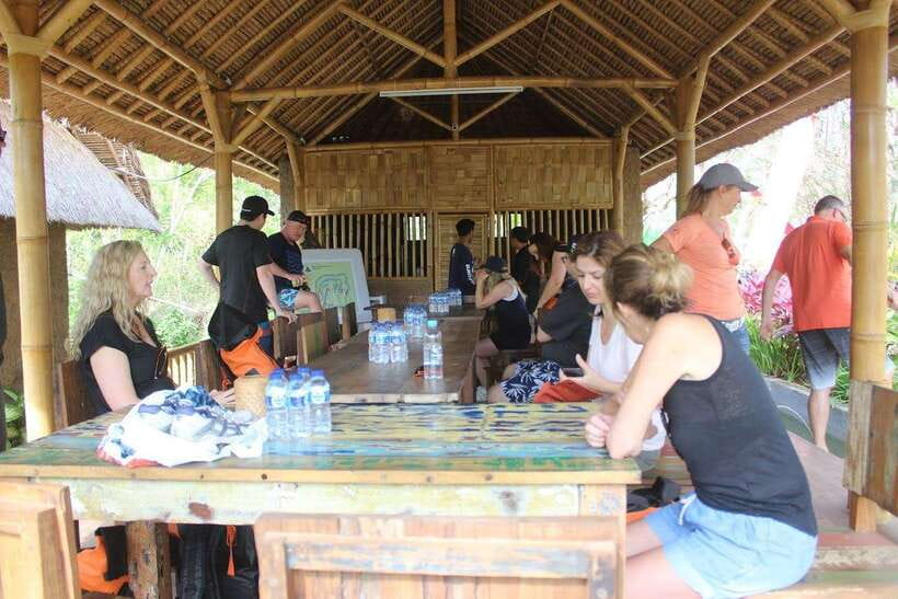 Bali: Uluwatu Mud ATV Quad Bike Adventure - Lunch and the coconut break: simple food, useful timing