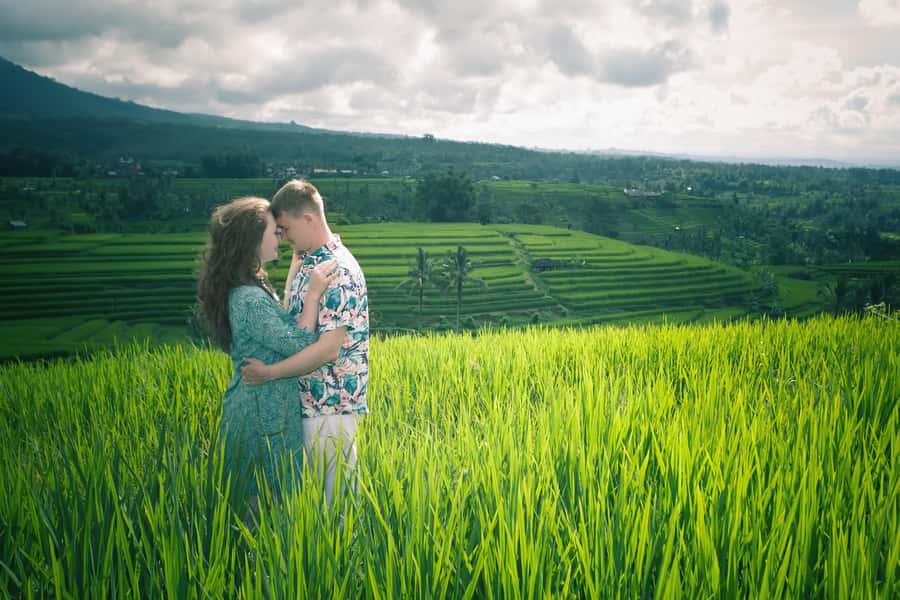 Bali: Water Temple, Waterfalls and Unesco Rice Terrace Tour - Tanah Lot Temple: Sea Views, Crashing Waves, and Sunset Energy