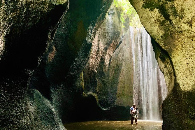 Bali Waterfalls in One Day: Tukad Cepung, 2 Hidden Waterfall, Kanto Lampo - Why this one-day Bali waterfall circuit makes sense in Ubud