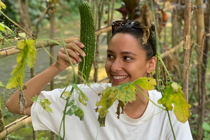 Balinese Authentic Cooking Class in Ubud - Eating the meal: coffee, cake, and food that fills you up