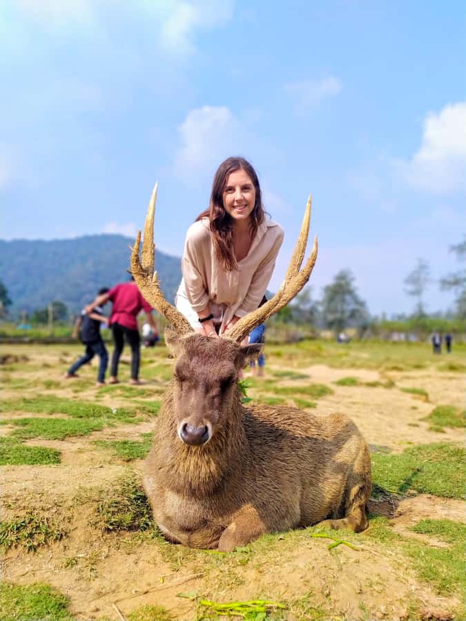 Bandung:Kawah Putih,Volcano,HotSpring,Mud Bathing,Lake Tour - Guides make or break this kind of day, and this one has strong examples