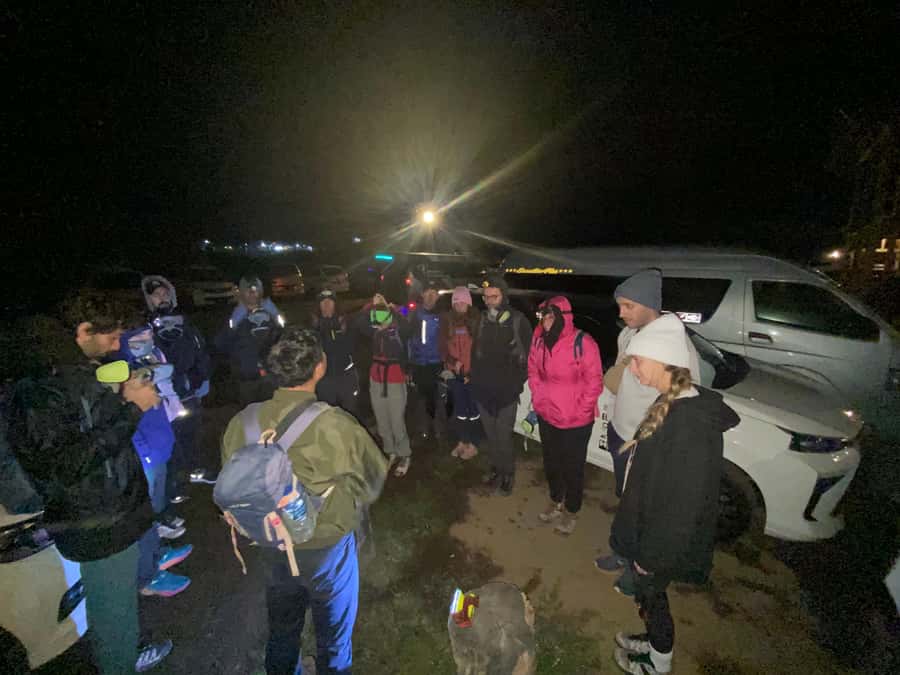 Banyuwangi : Mt Ijen Hike, Blue Fire & Panoramic Lake Guided - The Hike to the Summit and the Crater Area: What to Expect Before Sunrise
