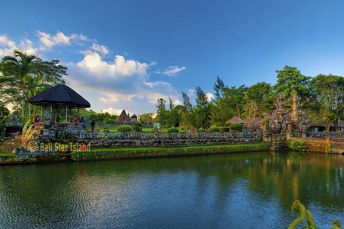Beratan , lake side temple tour , all inclusive - Stop 4: Taman Ayun Temple, a Royal Temple Surrounded by Water