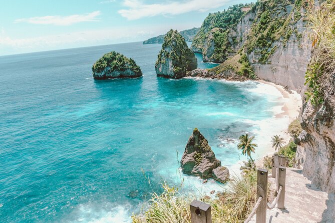 Best Iconic West and East Nusa Penida Island Tour - All Inclusive - Diamond Beach: White Sand, Clear Photos, and a Short Exploration Window