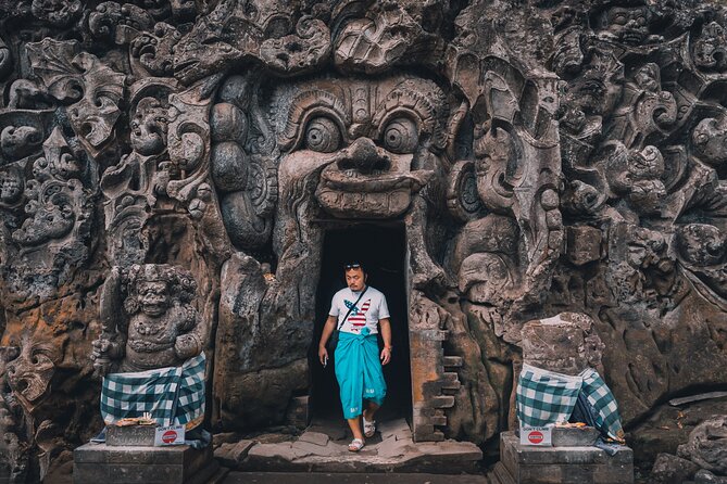 Best of Bali : Bali Temples , Rice Terrace and Waterfall Tour - Tegalalang Rice Terrace: photo spots, walking viewpoints, and what to expect
