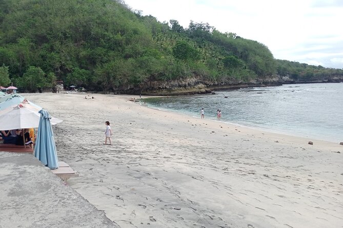 Best Seller West Nusa Penida Island Private Guided Tour - Angel’s Billabong infinity pool: where the viewpoint walk matters