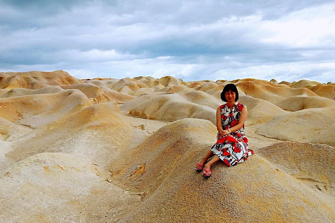 Bintan Sand Dunes and Blue Lakes Half-Day Tour with Lunch - Stop 1: the Bintan sand dunes, walking, and photo time