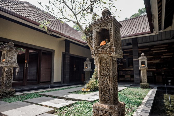 Body Massage Experience in Ubud Traditional Spa - Village-style calm in Ubud, far from the noise