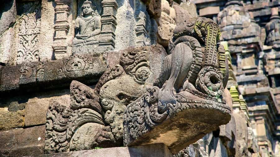 Borobudur climb up and Prambanan private tour - Prambanan Temple Time: Hindu Iconography With Time to Explore