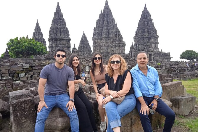 Borobudur Sunrise from setumbu Hill , Merapi Volcano & Prambanan Full Day Tour - Setumbu Hill Sunrise at 4:00 AM: how the view setup actually works