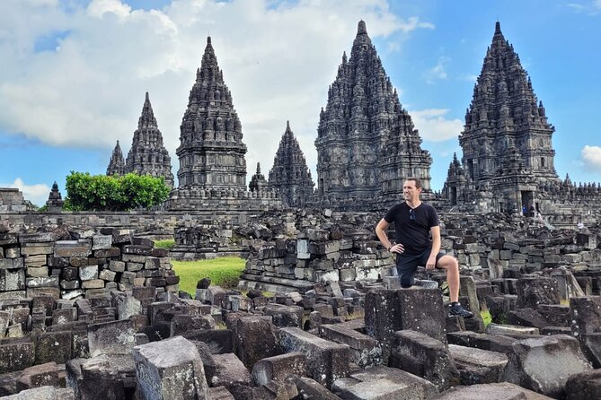 Borobudur Temple Climb To The Top & Prambanan Temple - 1 day tour - Prambanan temples in 2 hours, plus the Monday ground-area caveat