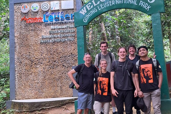 Bukit lawang tour 3days-2 night jungle trekking including rafting - Rafting Is Included, So Add Wet-Weather Thinking