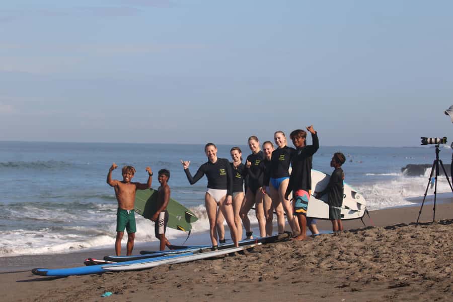 Canggu: 2-Hour Surf Course - Batu Bolong and Black and White: where the lesson actually begins
