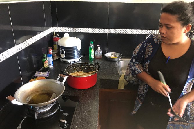 Cooking class in the comfort of your own personal villa. Yes, I'll come to you! - Dietary needs: vegetarian, vegan, and gluten-free how it actually works