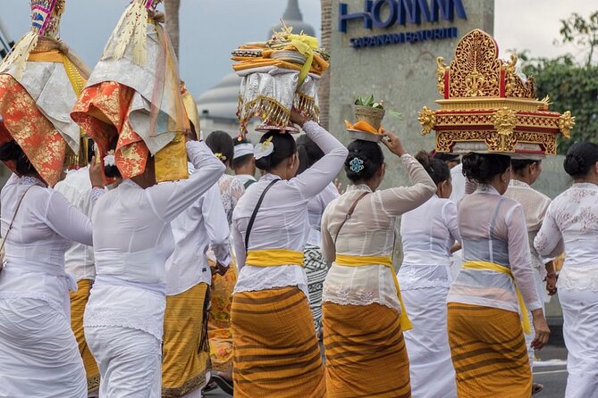 Downhill Cycling Ubud with Volcano, Rice Terrace and Educational - Your day at a glance, and how the timing feels on the ground