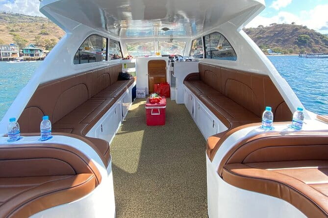 Early Morning Private Komodo Speedboat Tour - Siaba Island for Sea Turtles and Tropical Fish