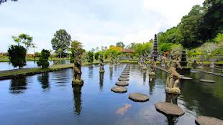 East Bali: Lempuyang Gates, Tenganan, & Water Palaces Tour - Your Best Chance at Great Photos (Without Stress)