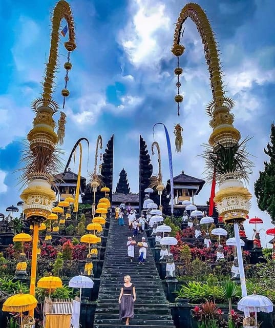 East Bali Tour: Besakih Temple, Lempuyang Gate, Tirta Gangga - What to Pack and Wear for Temple Entry