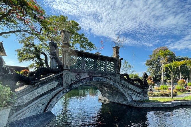 East Bali Tour - Gate of Heaven - Tirta Gangga - Tukad Cepung - Driver and photo help: Bagus and Kadek stand out