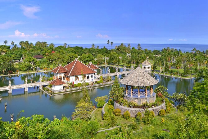 East Bali Tour: Lempuyang Temple - Gate of Heaven, Tirta Gangga, Virgin Beach - Ujung Water Palace and the floating palace scene
