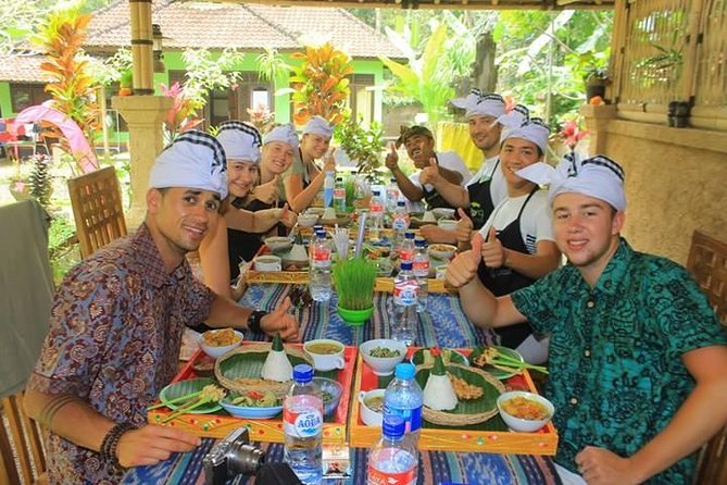 Exclusive Authentic Balinese Cooking Class at Family home - Payangan Market plus a family open kitchen, the real reason this class works
