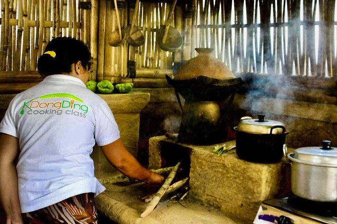 Exclusive Authentic Balinese Cooking Class at Family home - What you cook: Balinese dishes, vegetarian versions, and what to request early