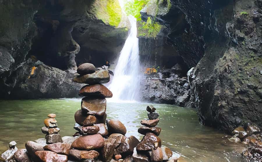 Exclusive Tetebatu: Waterfall, Rice Fields, Monkey & Weaving - Tetebatu Waterfall: where the day slows down