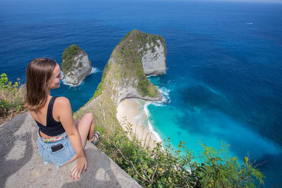 From Bali: 2-Day Nusa Penida and Lembongan Complete Tour - Manta Bay to Gamat Bay, plus the guides who make it easier