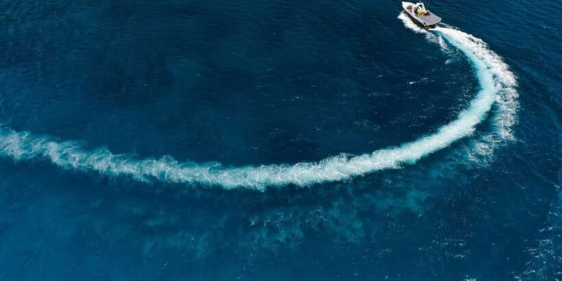 From Bali: Reef Cruise Day Trip to Nusa Lembongan - Lunch and Breaks: Buffet Food, Air-Conditioned Comfort, and Real Down Time