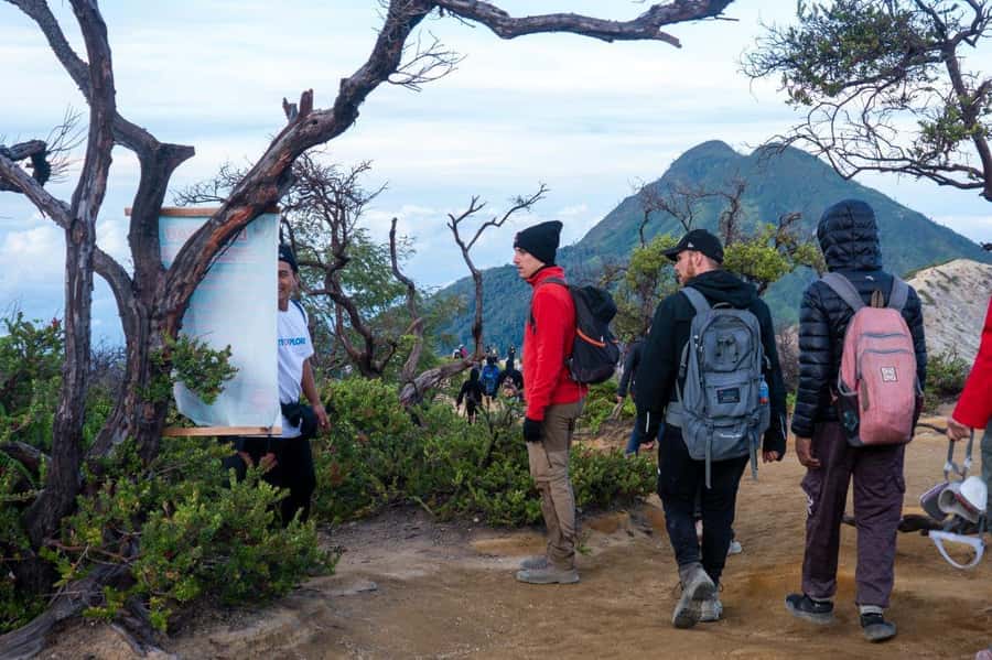 From Banyuwangi: Day Trip to Ijen Volcano with Guided Trek - Who this Ijen tour is best for