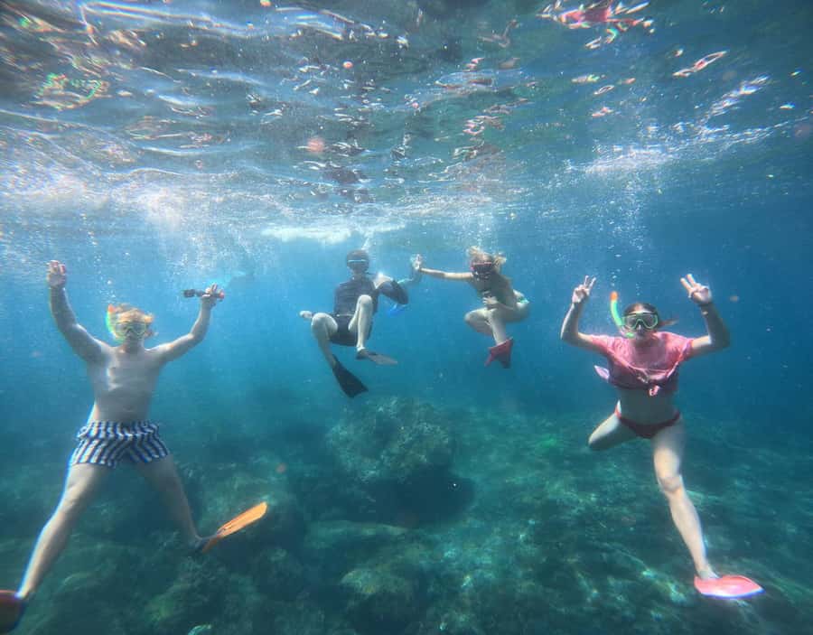 From Ceningan: Snorkeling with Manta Rays at Manta Point - Boat ride value: the scenery is part of the deal