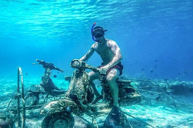 From Gili Trawangan & Gili Air Snorkeling Trip Sharing & Private - The glass-bottom boat part you might underestimate