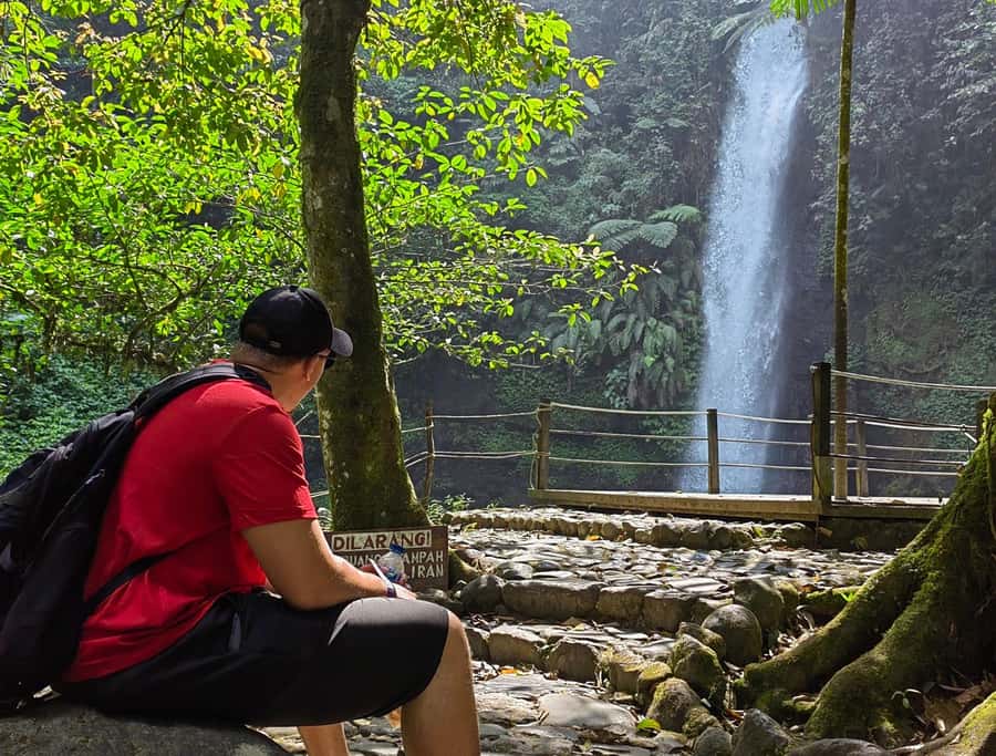 From Jakarta: Situ Gunung Suspension Bridge & Waterfall Tour - Guides on the ground: what the day feels like in practice