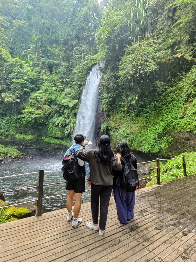 From Jakarta: Situ Gunung Suspension Bridge & Waterfall Tour - Sundanese music mid-route: listening and instrument tryouts
