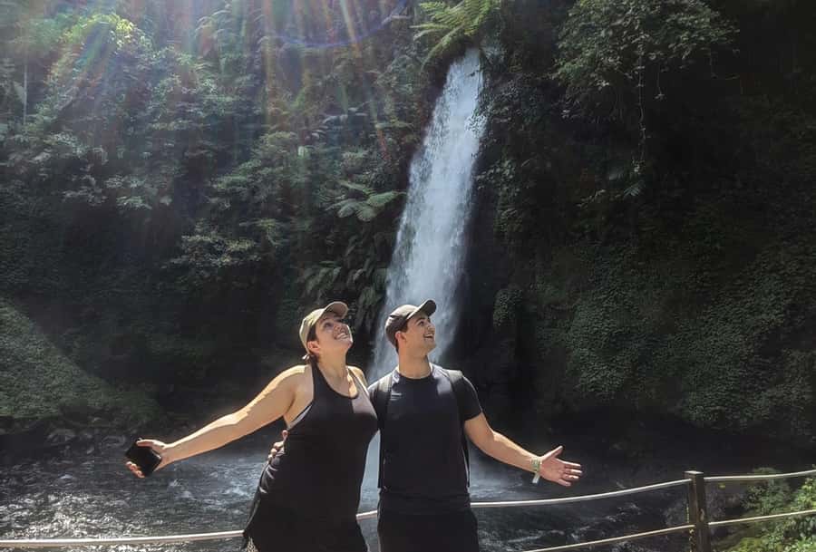 From Jakarta: Situ Gunung Suspension Bridge & Waterfall Tour - Secret stop and lake time, then lunch in Sukabumi
