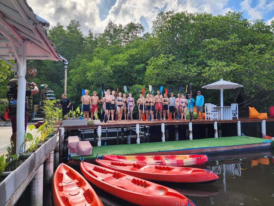 From Lembongan: Kayak/Paddleboard/Boat Mangrove Tour - Why paddling Nusa Lembongan mangroves feels different