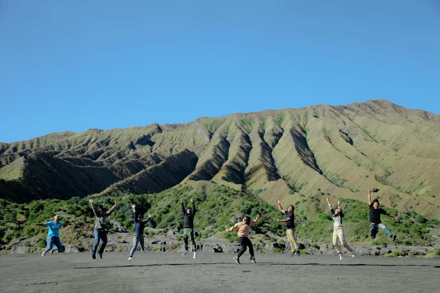 From Malang: Shared Bromo Sunrise Tour with Snack Box - Key highlights you will feel on this Bromo sunrise day