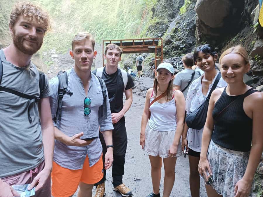 From Malang: Tumpak Sewu Waterfall Day Trip (Sharing) - Lunch Break and Time to Reset Your Clothes